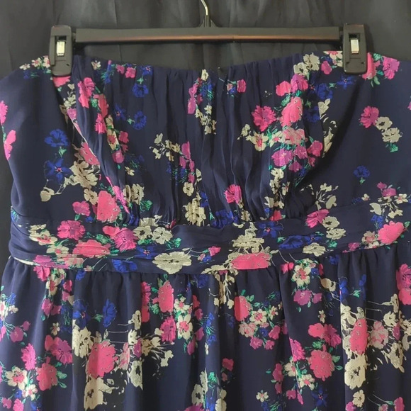 Torrid Strapless Dress. Size 3. EUC - Picture 4 of 5